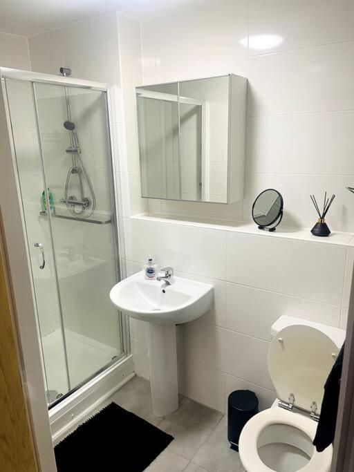 #215 1 Bed Serviced Apartment 德比 外观 照片