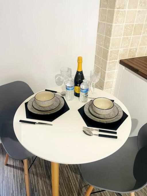 #215 1 Bed Serviced Apartment 德比 外观 照片